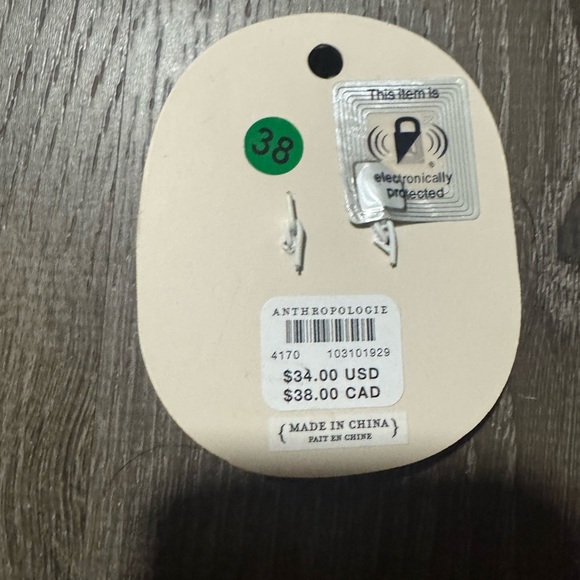 NWT Anthropologie Brooch Bar Gold Toned Greyhound Dog Brooch - Picture 3 of 3